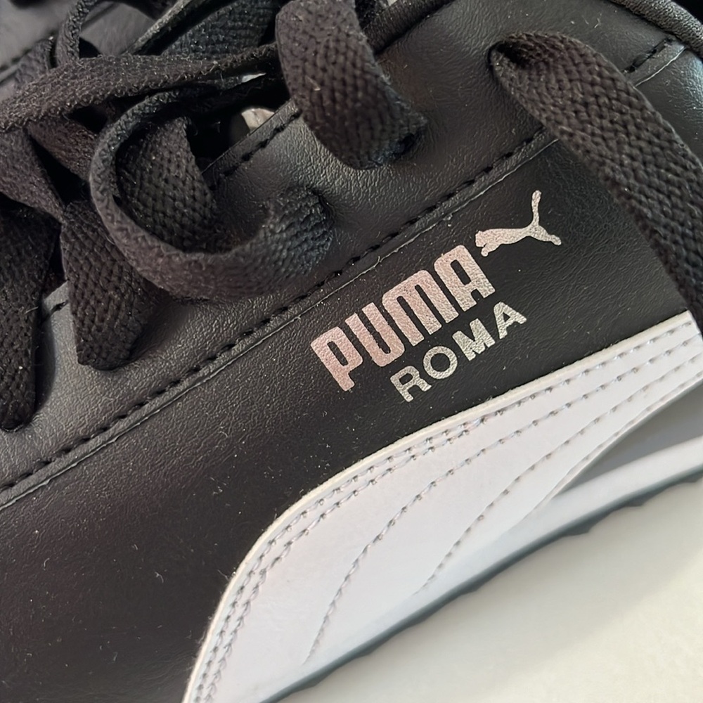 Brand new puma sneakers mens size 10 black and white lace up shoes - Picture 3 of 11